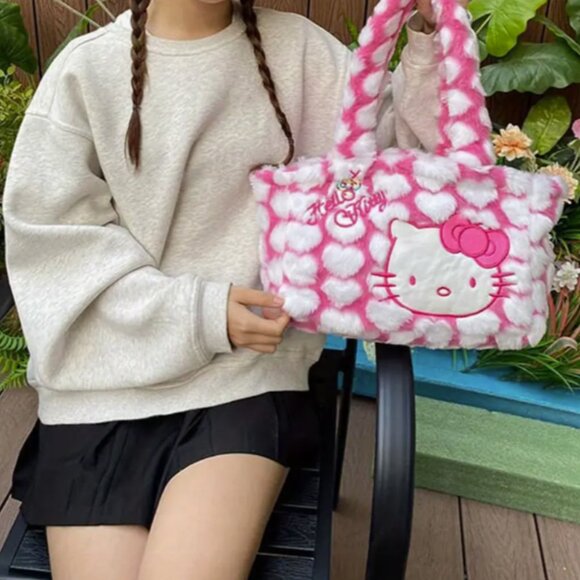 Hello Kitty Fuzzy Pink Shoulder Bag NWT - Picture 1 of 4